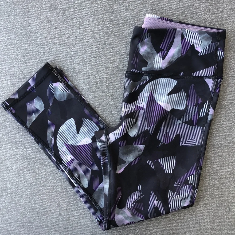 NWOT! - MARIKA SPORT High-Rise Crop Leggings